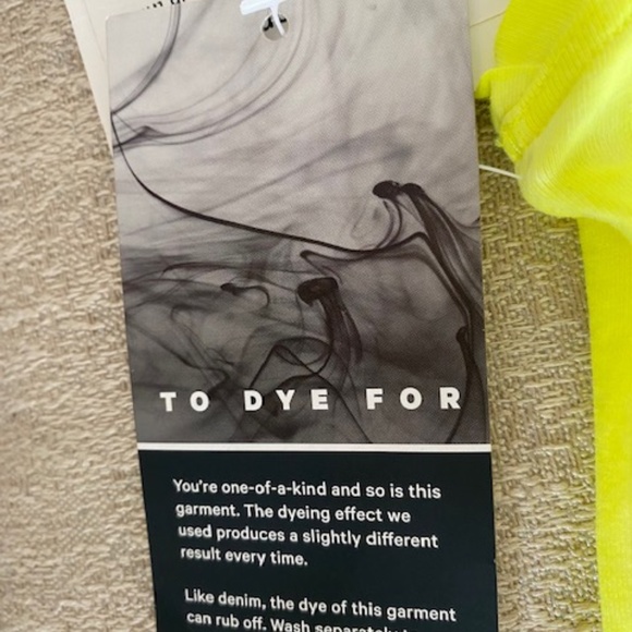 NWT - Lulu Lemon Cut Back Crop Tank - Size 2, Highlighter yellow - Picture 10 of 13